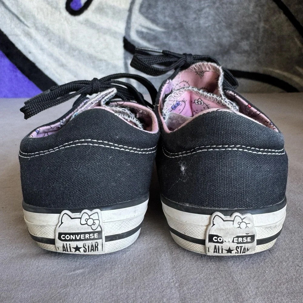 Size‎ 4 - Converse Hello Kitty Chuck Taylor All Star Madison Ox Low Top Junior